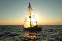 Private 2-Hour Sunset Sailing Tour on Lake Fairview