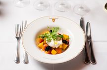Dining at London Steakhouse: 5-Course Menu & Cocktail