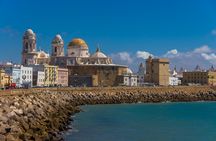 Gourmet tapas and wine tasting tour in Cádiz