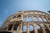 Colosseum walking tour with Roman Forum and Palatine Hill