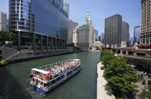 Architecture cruise on the Chicago River