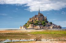2-Day Excursion to Mont Saint-Michel, Loire Valley Chateaux and Wine Tasting from Paris