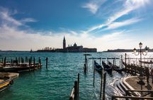 Venice walking tour with Doge's Palace and Golden basilica