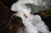 Canyoning beginner tour through the Alpenrosen Canyon