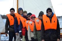 Private sailing tour on the Alster in Hamburg