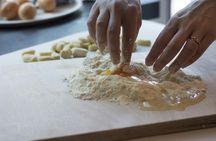 1-hour pasta making class in Rome