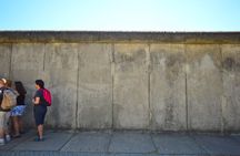 Cold War walking tour in Berlin