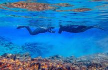 Snorkel between Continents in Silfra