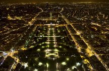 Dinner at the Eiffel Tower and sightseeing cruise