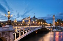 Dinner at the Eiffel Tower and sightseeing cruise