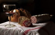 Audio tour of Archiginnasio Palace in Bologna with food tasting
