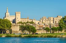 Private walking tour of Avignon