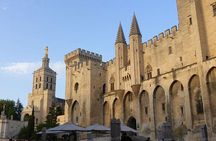 Private walking tour of Avignon