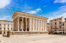 Private walking tour of  Nîmes historical center