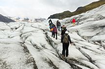 Glacier explorer tour