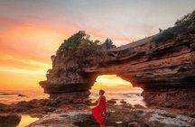 Bali full-day Bedugul and Tanah Lot sunset tour