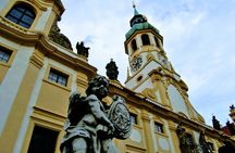 Self-guided discovery walk in Prague with breathtaking views and parks