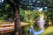 Self-guided discovery walk in Riga through parks and time