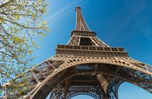 Audioguided visit of the Eiffel Tower with meal on its ephemeral terrace