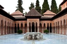 Alhambra guided tour with flamenco show and dinner