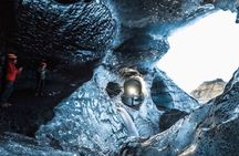 Walk under an ice cave under the Katla Volcano