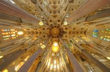 Sagrada Familia Guided Tour with Tower Access