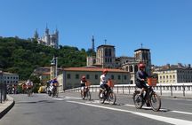 4-hour Electric bike tour in Lyon with food tasting