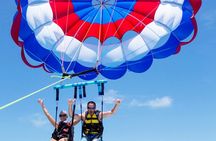 Smathers Beach parasailing ride