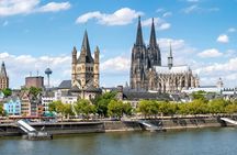 Luxury sightseeing tour of Cologne with private transportation from Amsterdam