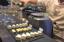 Food Market Tour in Les Halles of Lyon-Paul Bocuse