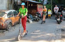 Guided e-scooter tour of Bangkok with street food