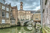 Self guided tour with interactive city game of Dordrecht