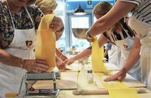 Cooking experience in Rome: pasta, ravioli and tiramisù