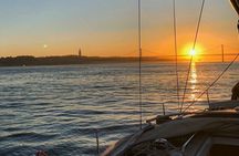 Tagus River private boat tour
