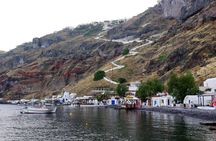 Cruise of the volcanic islands around Santorini