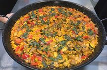Vegetable paella cooking class and Ruzafa market visit