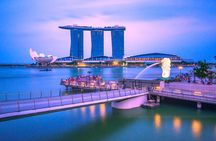 Luxurious sunset cruise in Singapore on catamaran