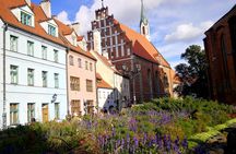 Self-guided discovery walk in Riga - the essential old town and its secrets