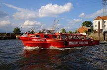 Hop-on hop-off harbor tour with Emigration Museum BallinStadt ticket