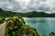 Full-day walking tour in Lagoa do Fogo