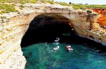 Full caves circuit and coast sightseeing boat from Portimão