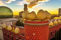 Dali Museum, Figueres and Cadaqués tour from Barcelona