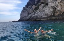 Sorrento e Capri boat tour with swimming and snorkeling