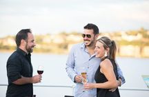 Guided cruise on the St. Lawrence River in Montreal