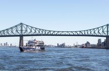 Guided cruise on the St. Lawrence River in Montreal