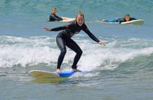 5-day private surf lessons package in Carcavelos