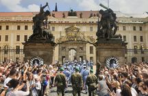 Introductory tour of Prague Castle with skip-the-line ticket