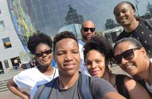 Self guided tour with interactive city game of Rotterdam