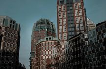 Self guided tour with interactive city game of The Hague