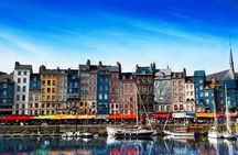 Private walking tour of Honfleur with a local guide